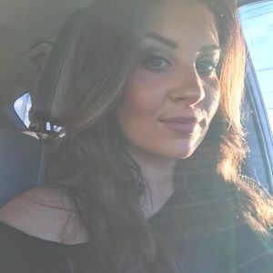 Meet your Posher, Briana